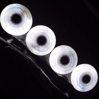 LED Kółka do Rolek Flying Eagle Radiant 64 mm/85A 4 szt biały